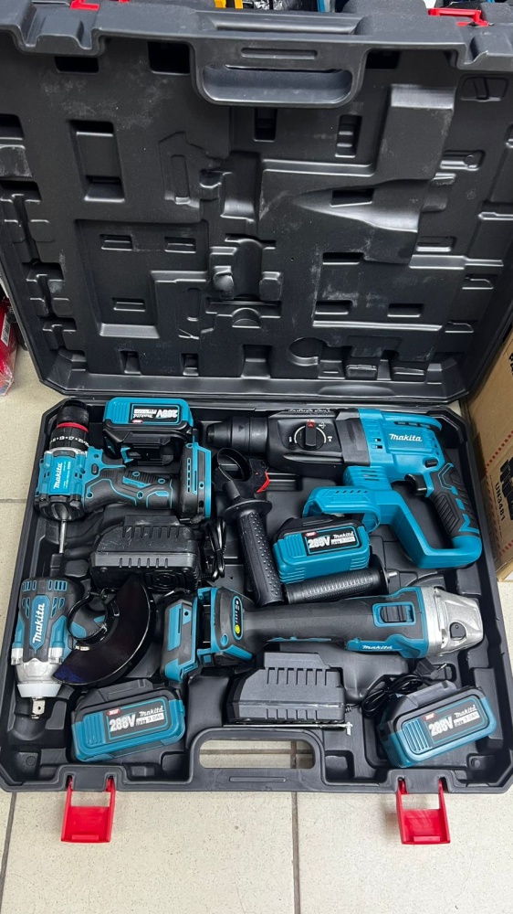 Набор Makita 4V1