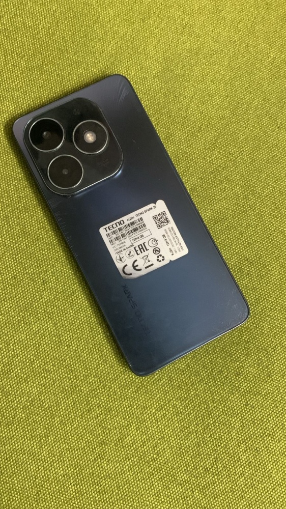 Мобильный телефон Tecno Spark 20 8/128