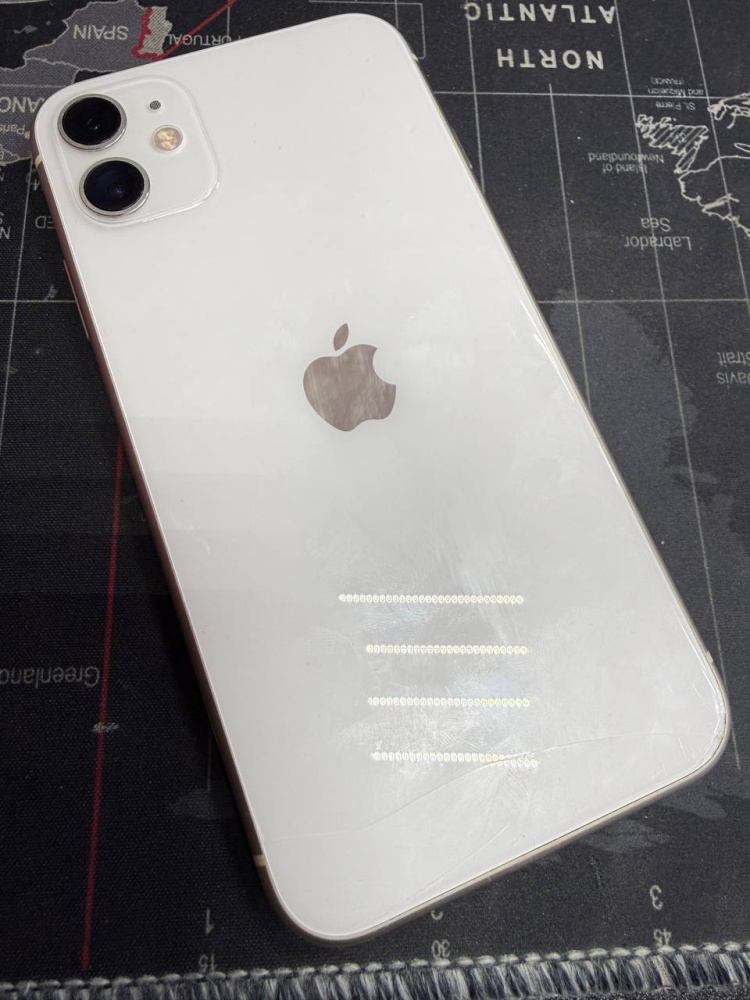 Смартфон iPhone 11 128 Gb