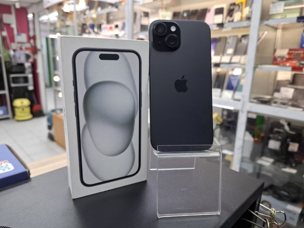 Смартфон iPhone 15 128 gb