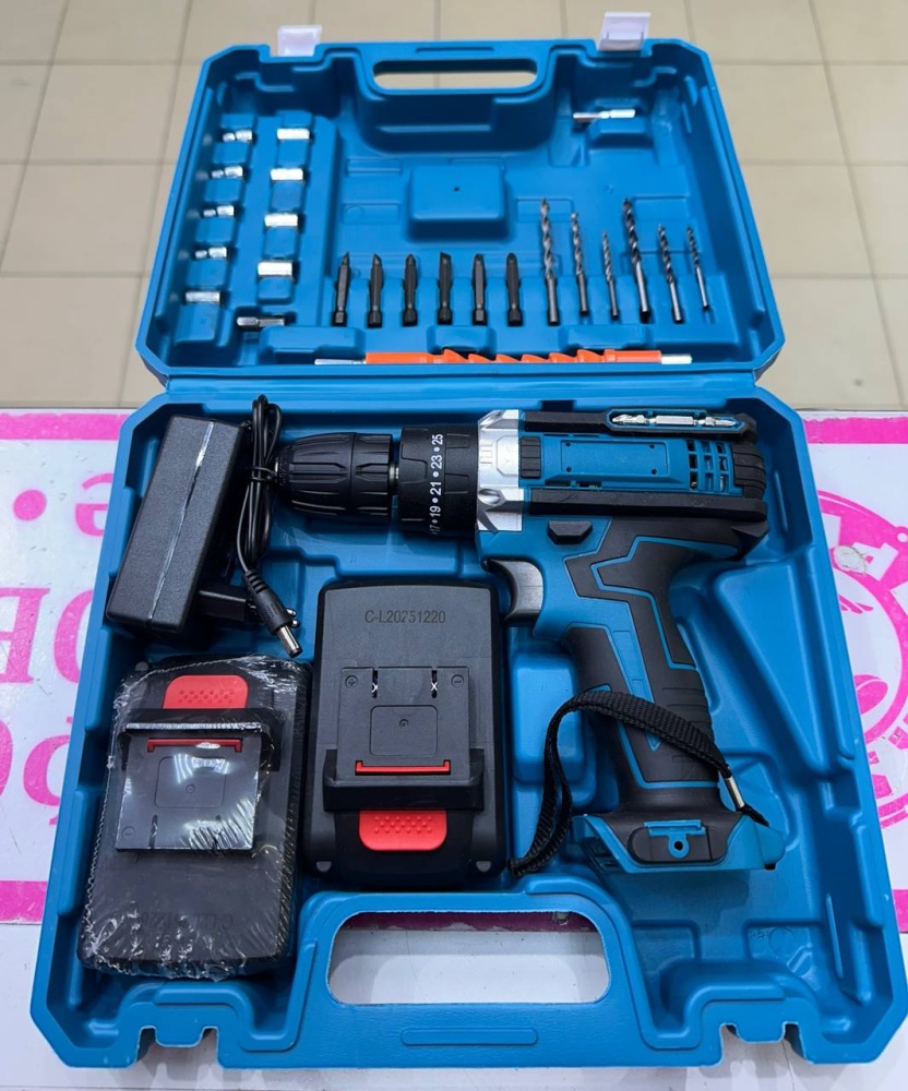 Шуруповерт V21