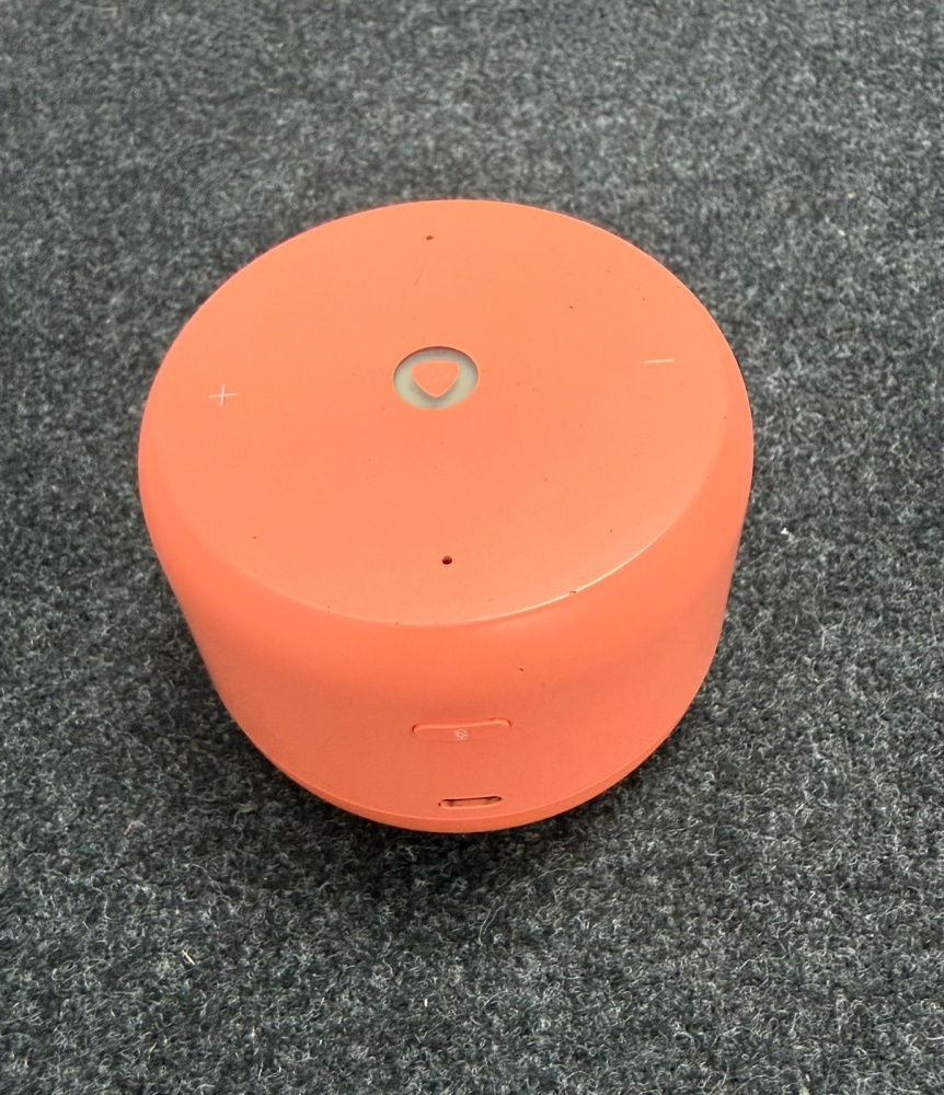 Яндекс-станция Lite 2 с часами