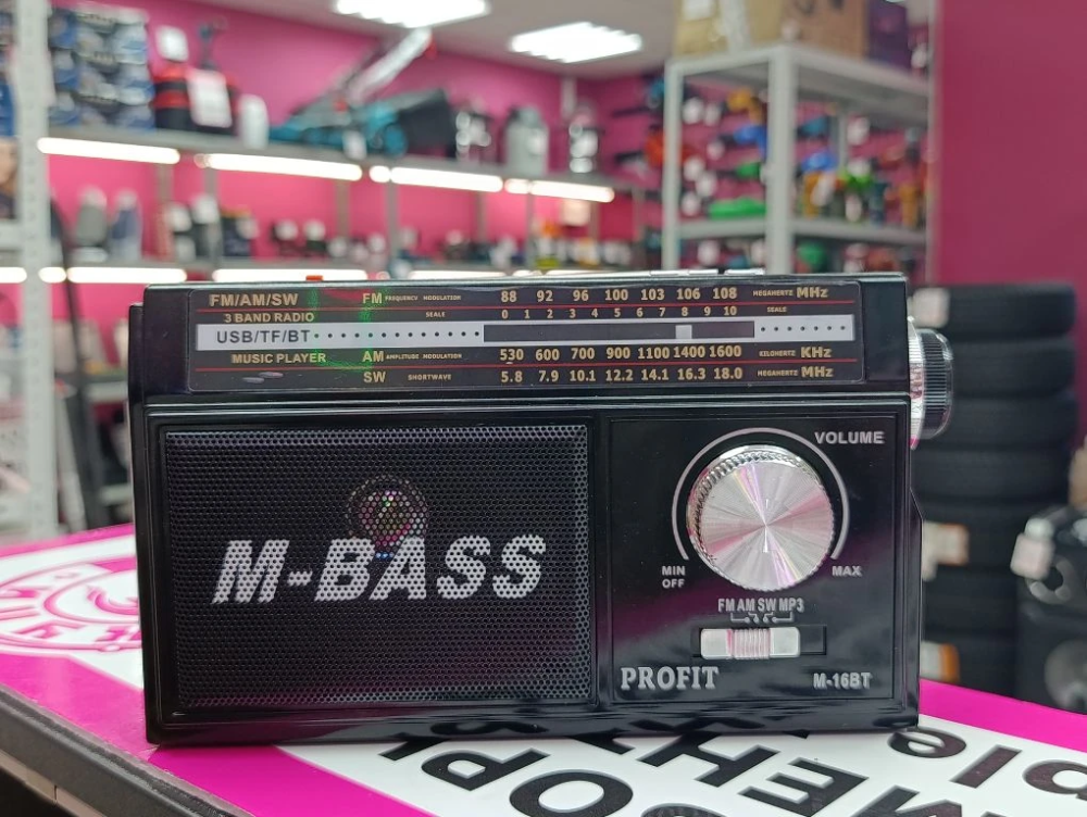 Радиоприемник  M-BASS
