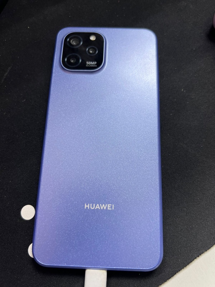 Смартфон Huawei Nova Y61