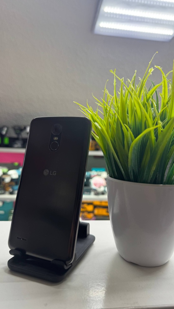 Мобильный телефон Fly