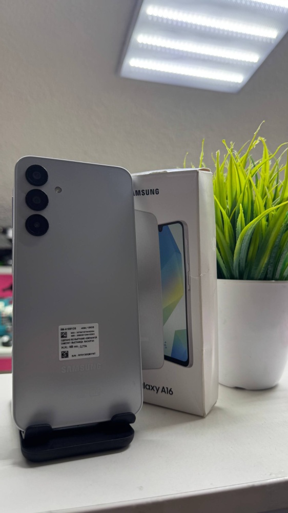 Смартфон Samsung A16 4/128